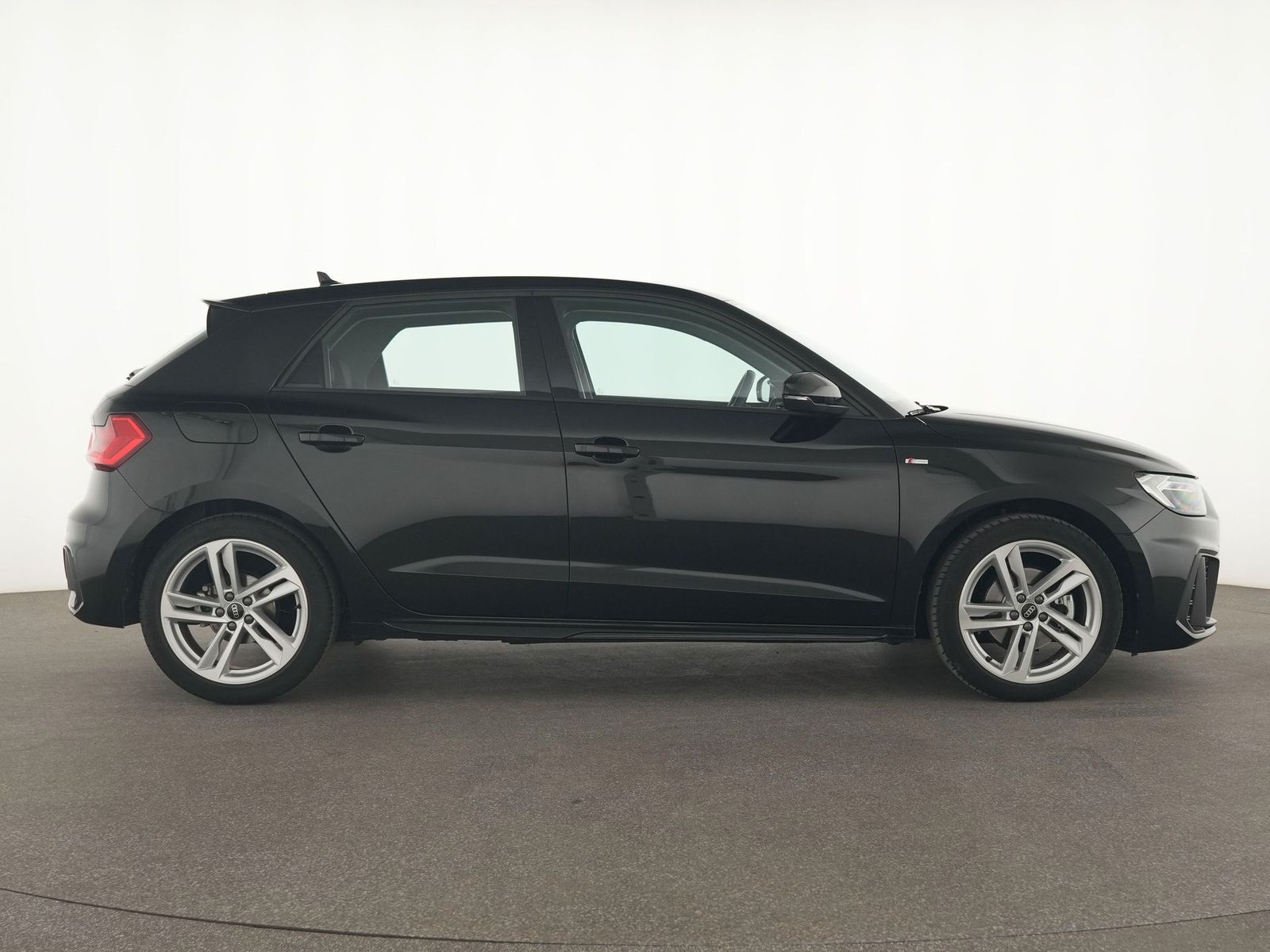 Audi A1 Sportback S-Line - Samsaru's Car Outlet