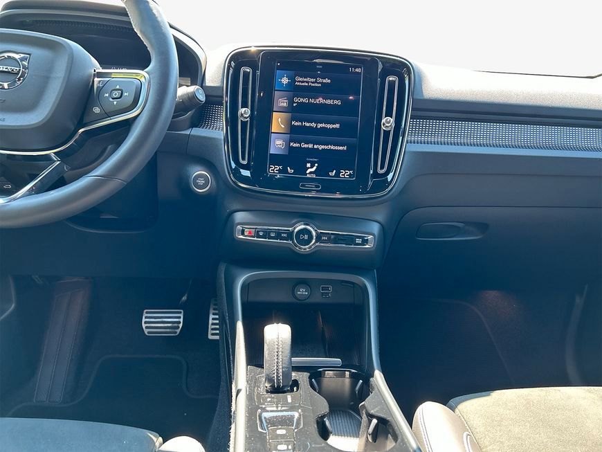 Volvo XC40 B4 Geartronic RDesign - Samsaru's Car Outlet