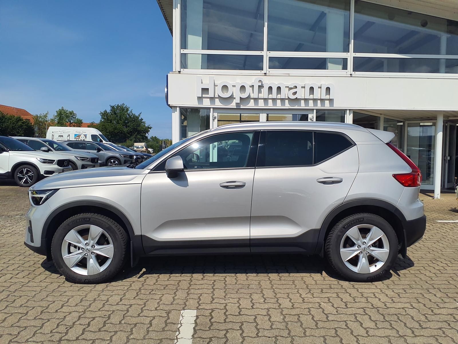 Volvo XC40 B4 Benzin Aut. AHK / ACC / BLIS
