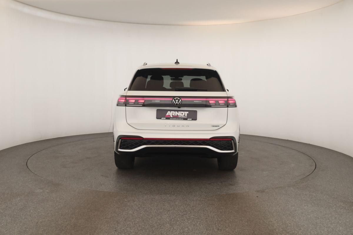 Volkswagen Tiguan 2.0 TDI 4M DSG R-Line Leder Pano Navi 360