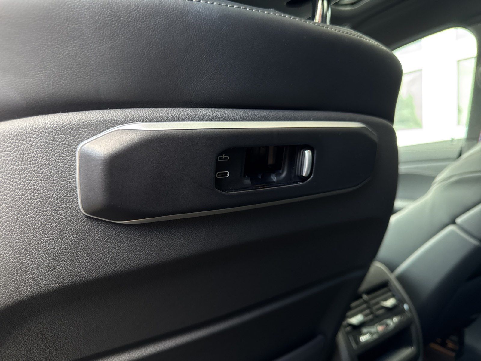 BMW X6 xDrive40d M Sport Pro AHK Pano DA Pro A Pro