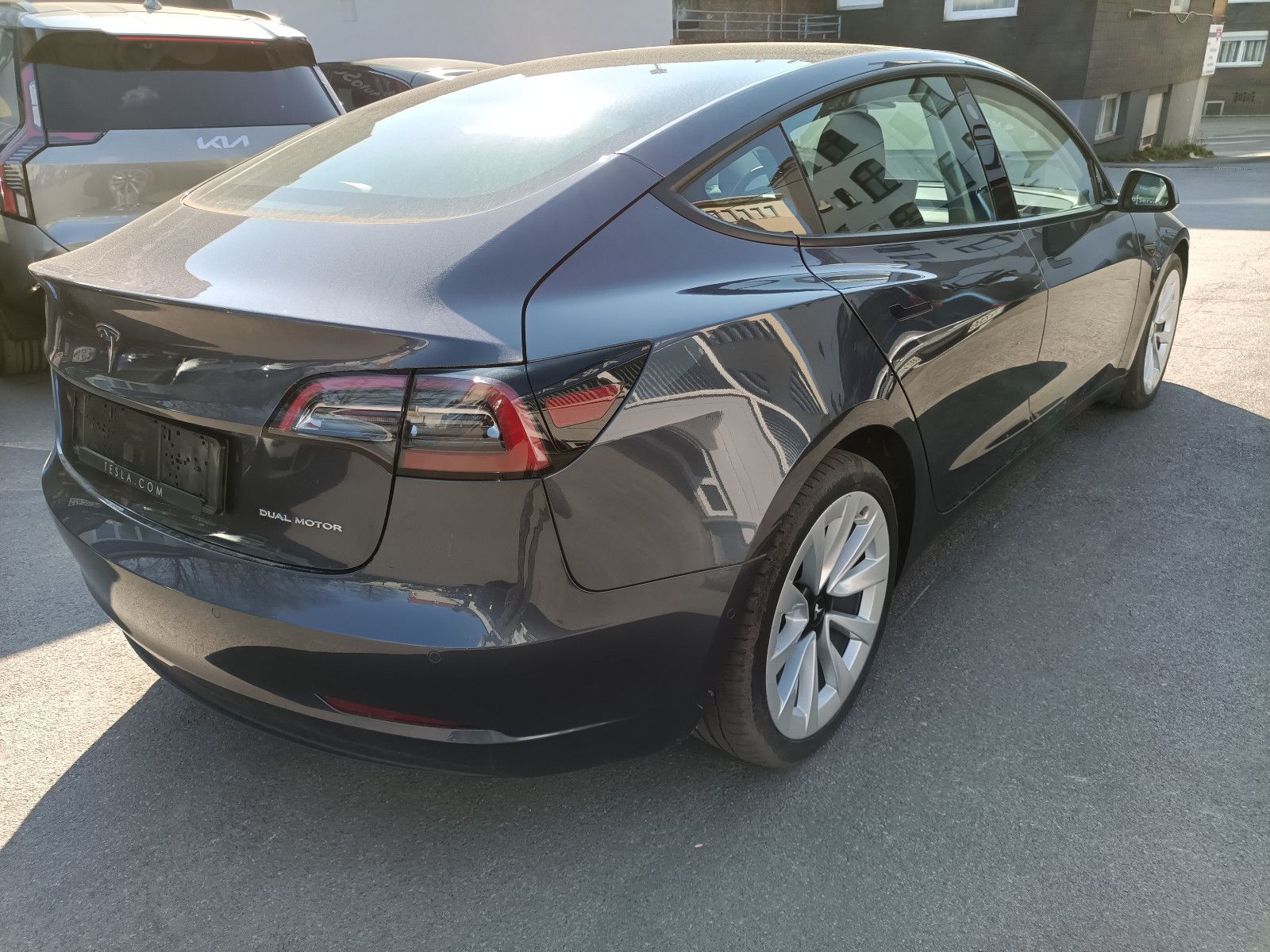 Tesla Model 3 Long Range AWD *1Hd*FSD*AHK*19"*SoH93%