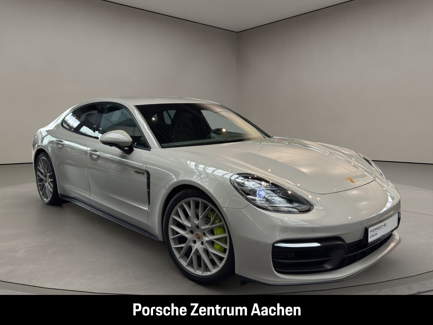 Porsche Panamera 4 E-Hybrid Surround-View Luftfederung