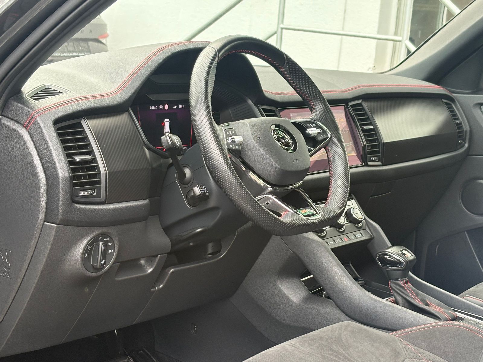 Skoda Kodiaq 2.0 TSI DSG RS 4x4 AHK PANO 360°KAM LHZ
