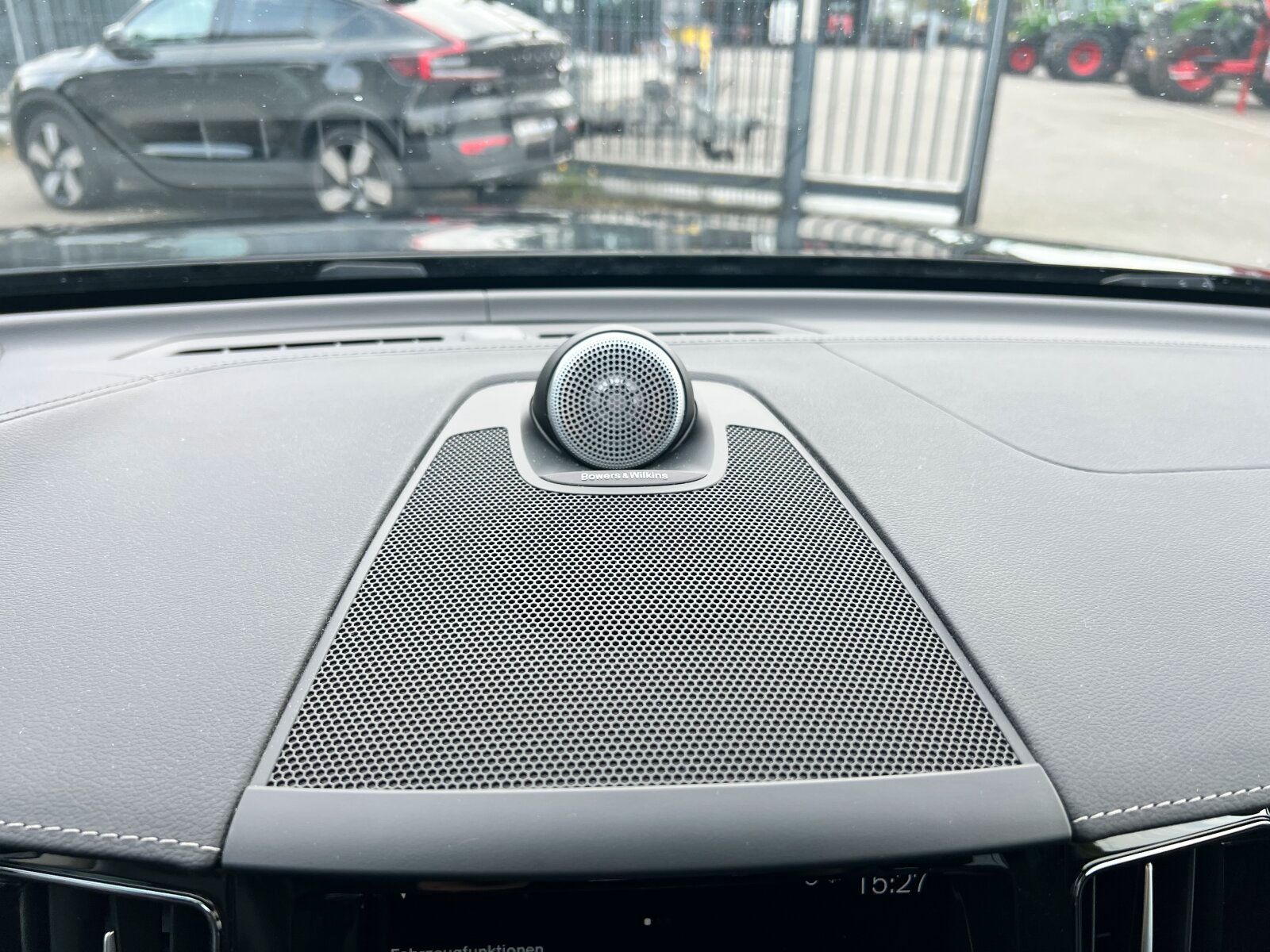 Volvo XC60 T8 AWD Inscription AHK|HEAD-UP|B&W|PANO|