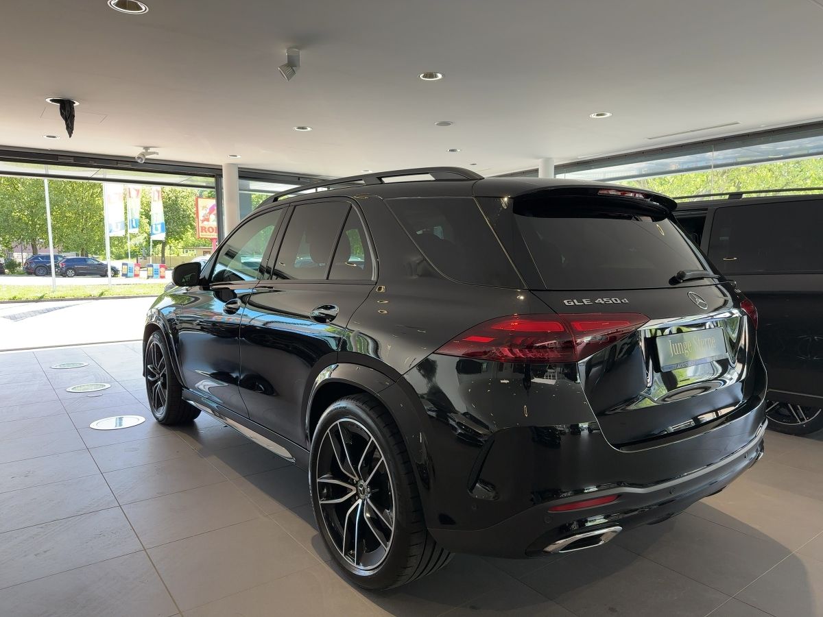 Mercedes-Benz GLE 450 d 4M AMG PREMIUM+NIGHT+AIRMATIC+AHK+PANO