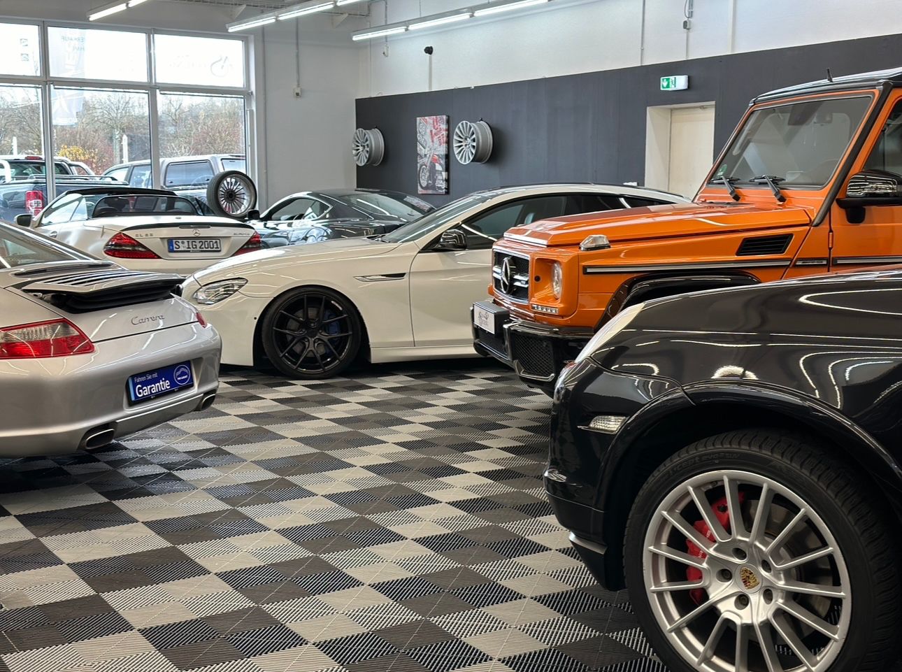 Volkswagen T-Roc TDI R-Line - Samsaru's Car Outlet