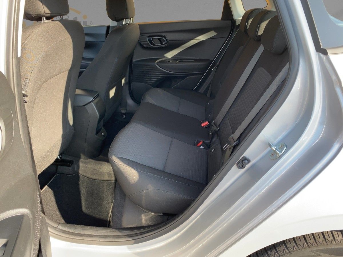 Hyundai i20 Trend - Samsaru's Car Outlet