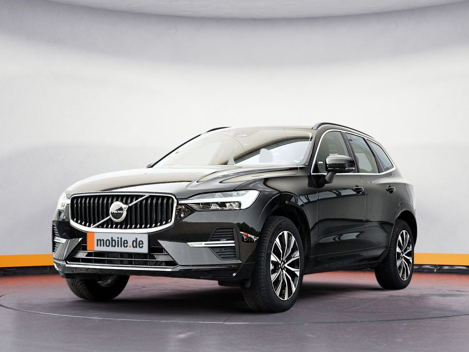 Volvo XC 60 B4 2 WD Core - Samsaru's Car Outlet