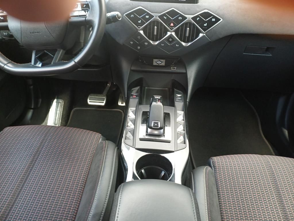 DS Automobiles DS3 Crossback PureTech 130 - Samsaru's Car Outlet