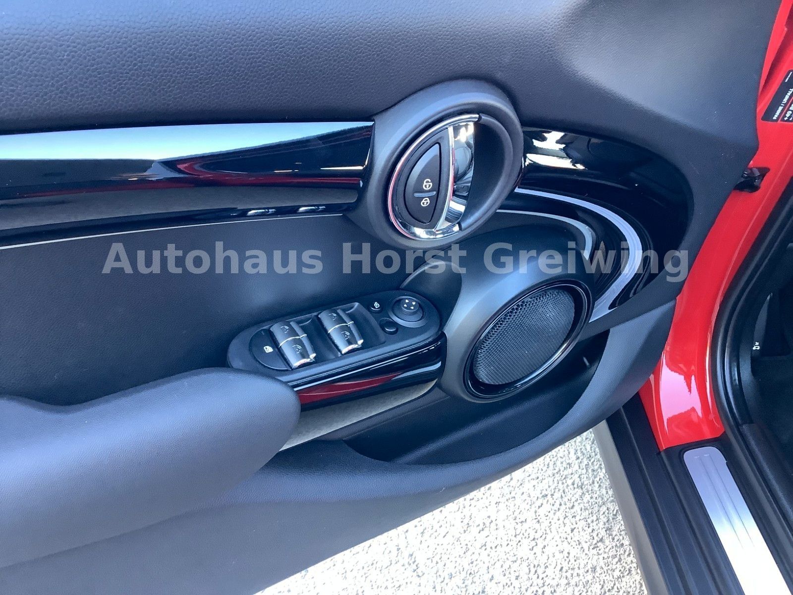 MINI 5-trg.Aut. Cooper - Samsaru's Car Outlet