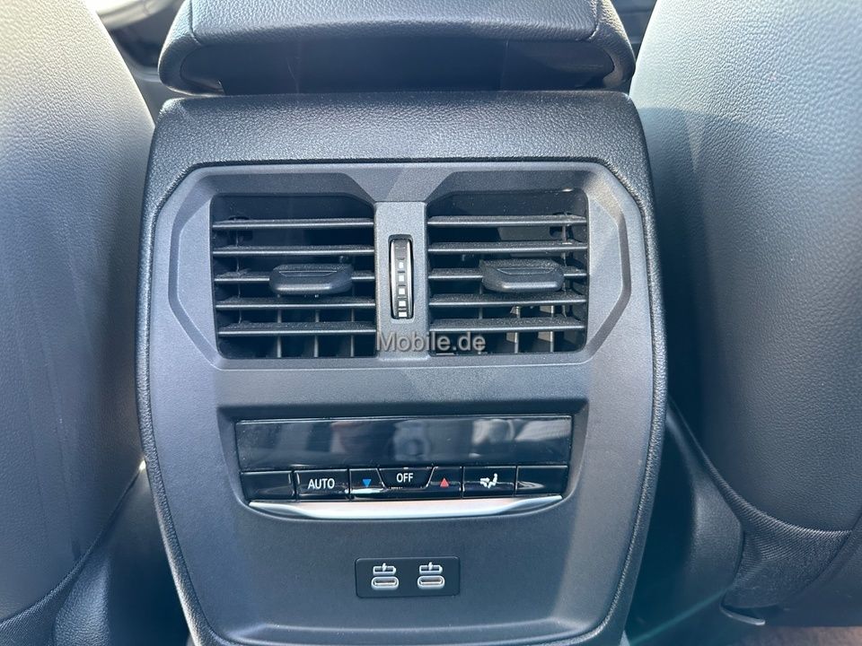 BMW 330e Sport Line - Samsaru's Car Outlet