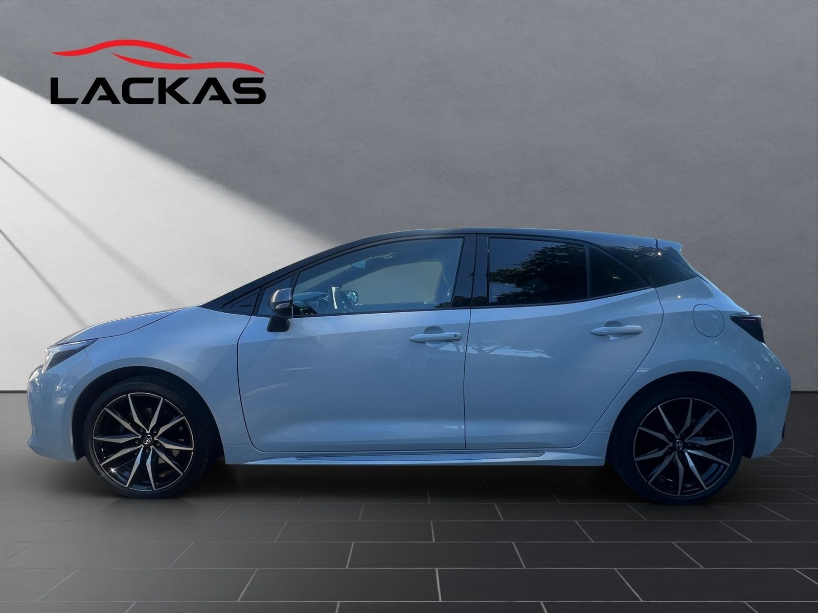 Toyota Corolla 2.0 Hybrid GR Sport 1HD+NAVI+CARPLAY+PDC