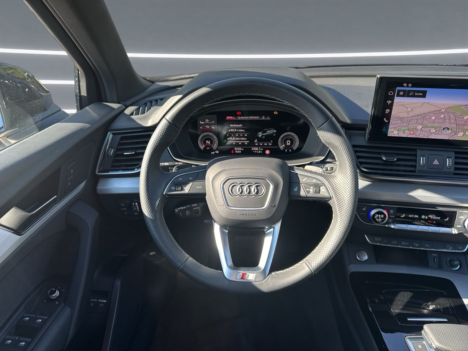 Audi Q5 55 TFSI e qu S line AHK PANO MATRIX 360° 21"