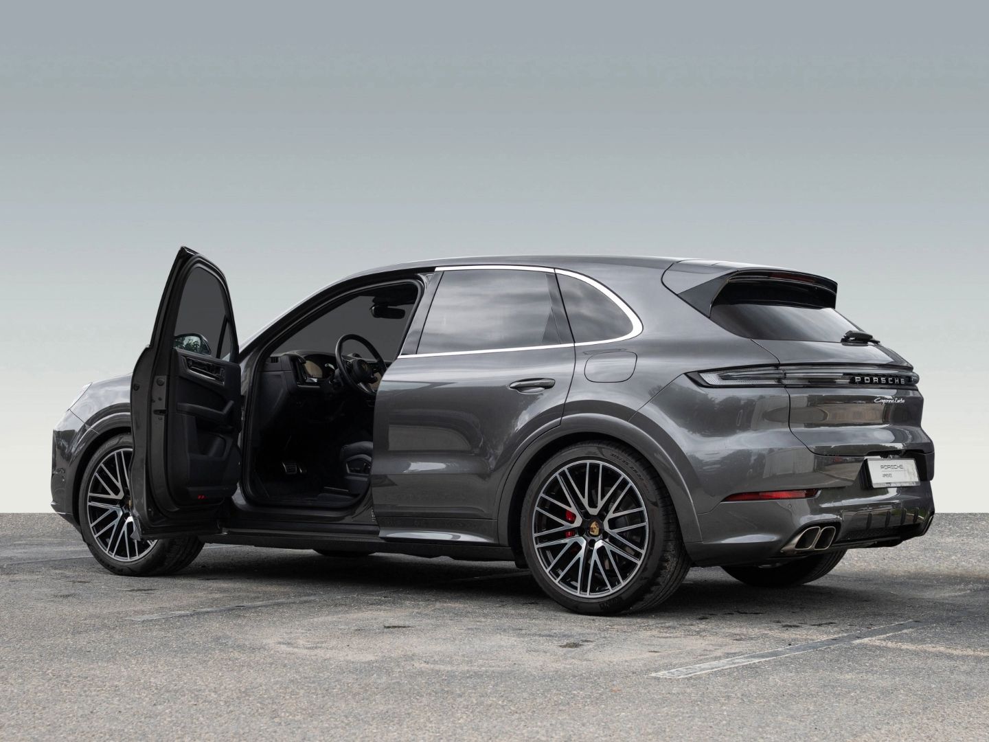 Porsche Cayenne Turbo E-Hybrid PDCC Carbon Design Paket