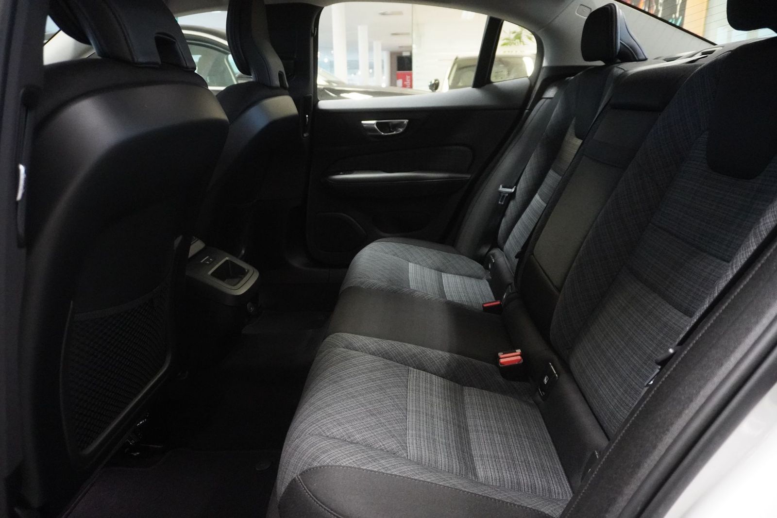 Volvo S60 B4 7DCT CORE Kamera/LED