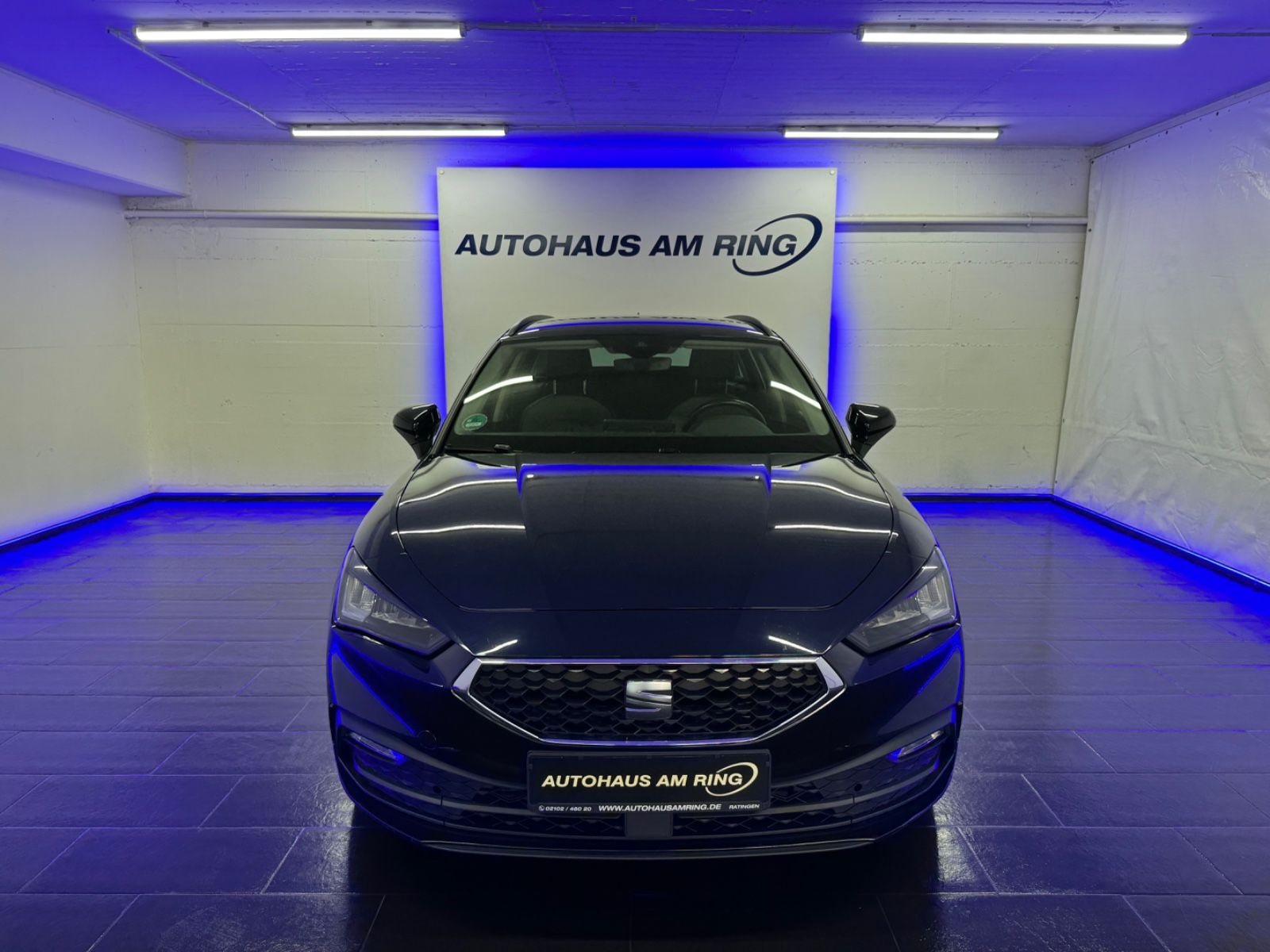 Seat Leon Sportstourer Style Aut - Samsaru's Car Outlet