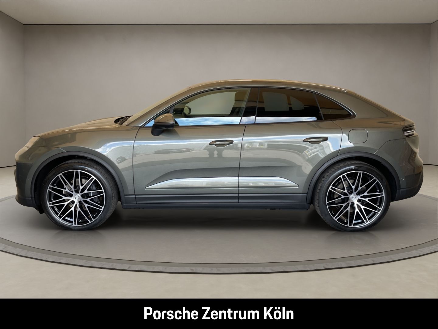 Porsche Macan 4 Luftfederung Panoramadach Surround-View