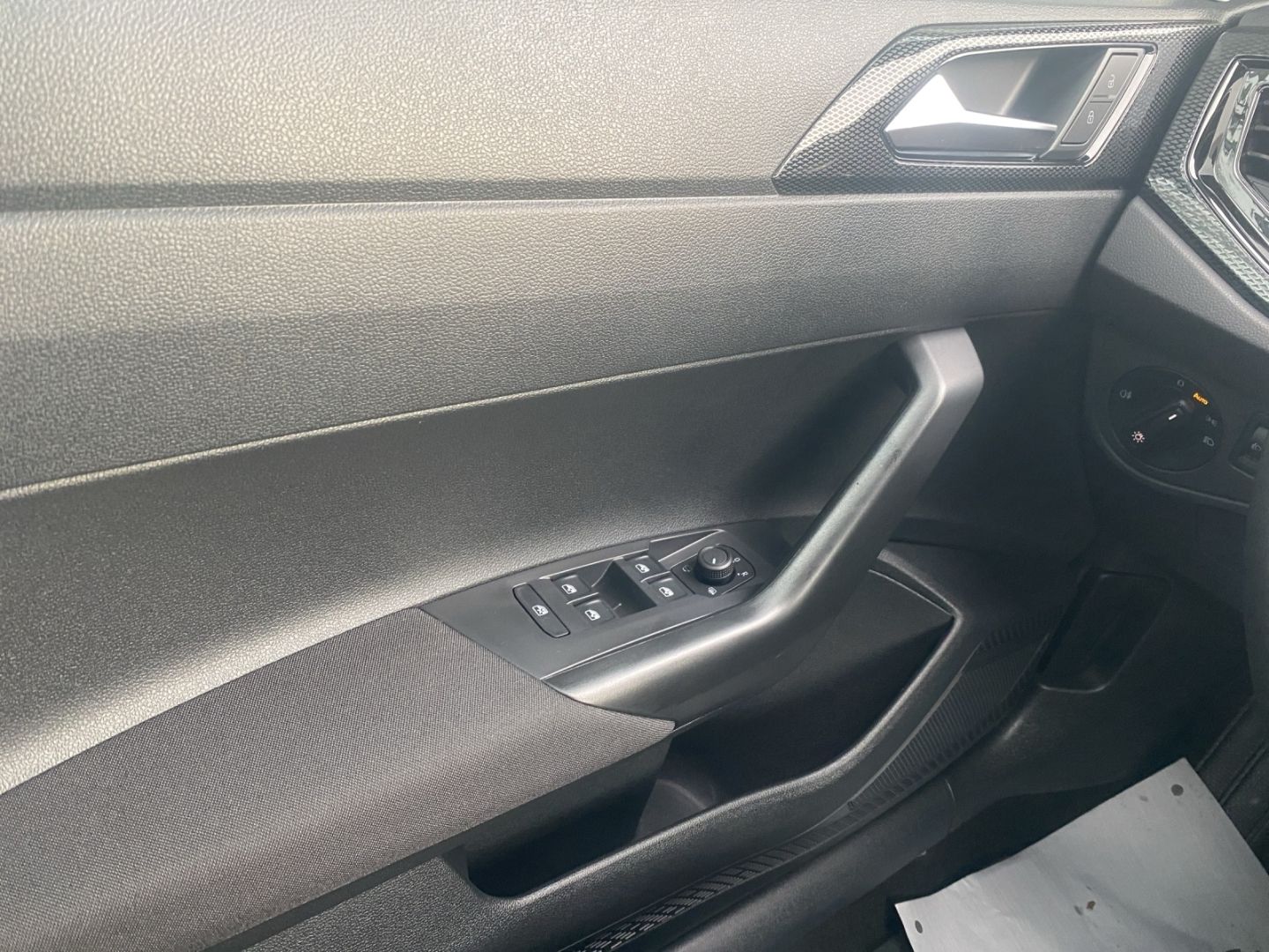 Volkswagen Taigo Life 1.0TSi - Samsaru's Car Outlet
