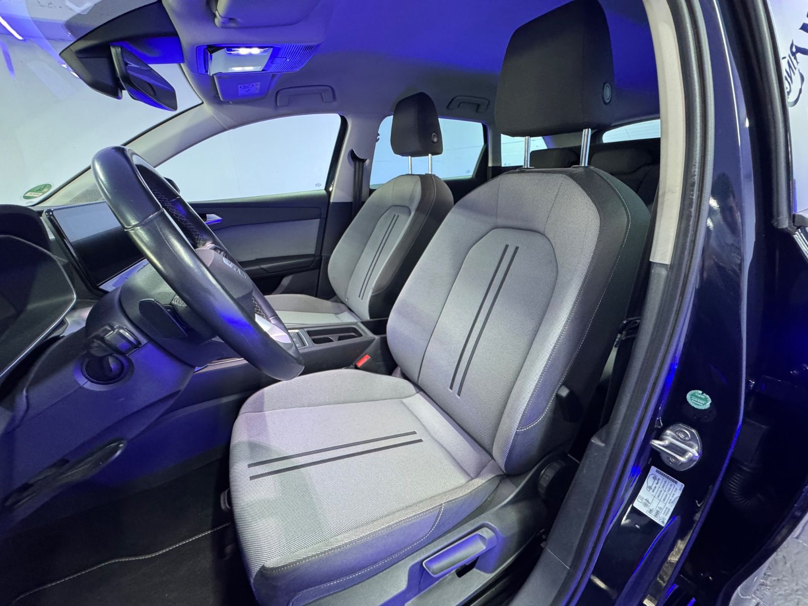 Seat Leon Sportstourer Style Aut - Samsaru's Car Outlet