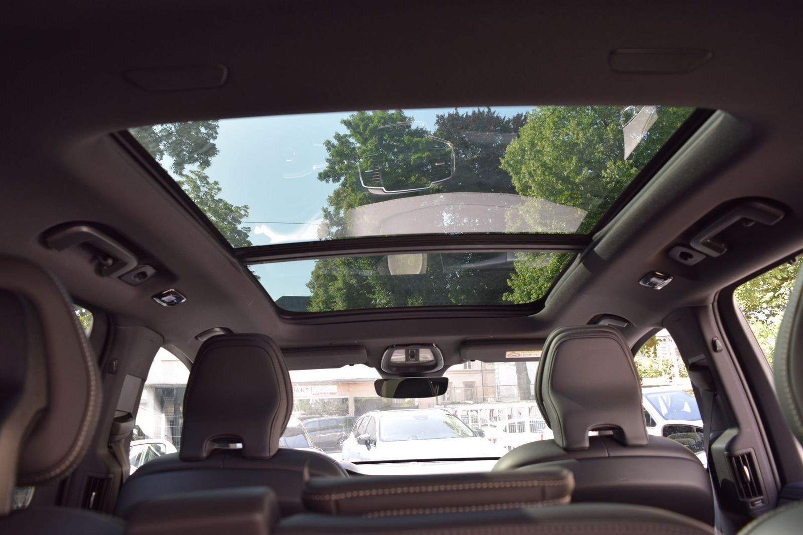 Volvo XC90 T8 AWD Plus - Samsaru's Car Outlet