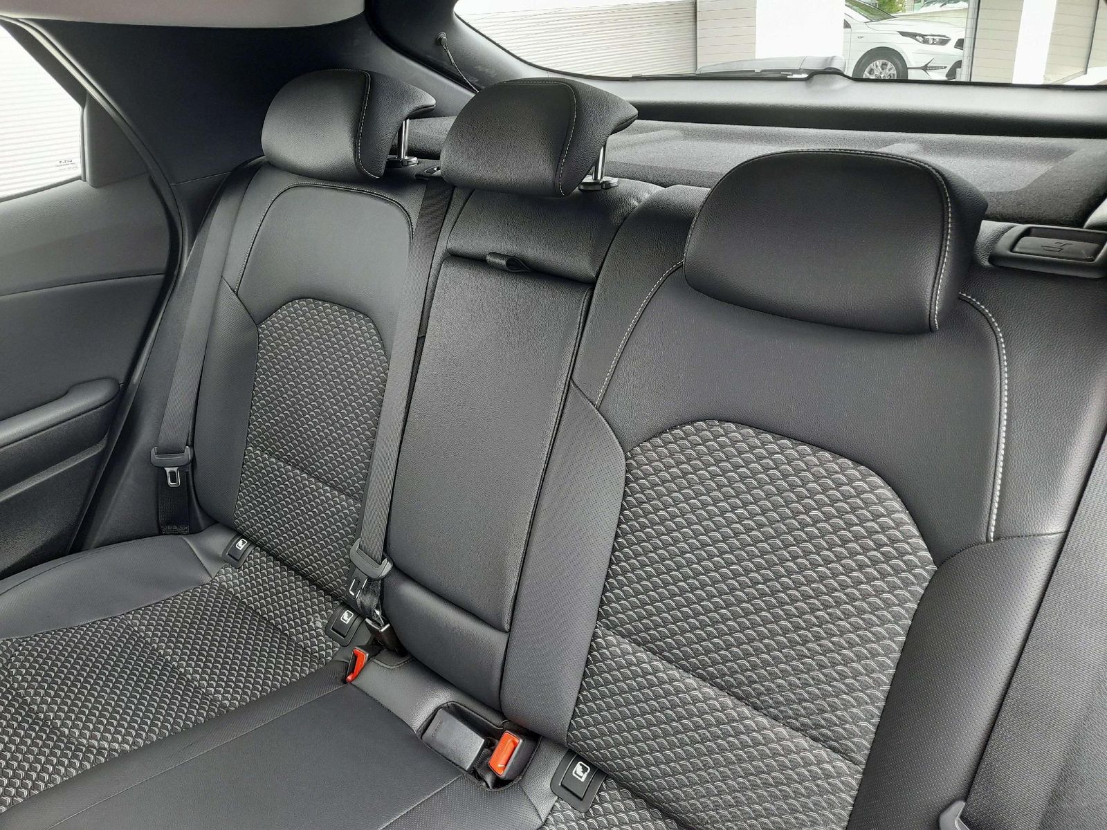 Kia XCeed Vision - Samsaru's Car Outlet