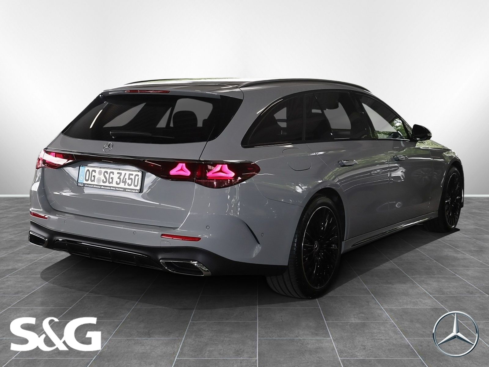 Mercedes-Benz E 450 d 4M T AMG MBUX+360°+DIG-LED+Pano+AHK+Nigh