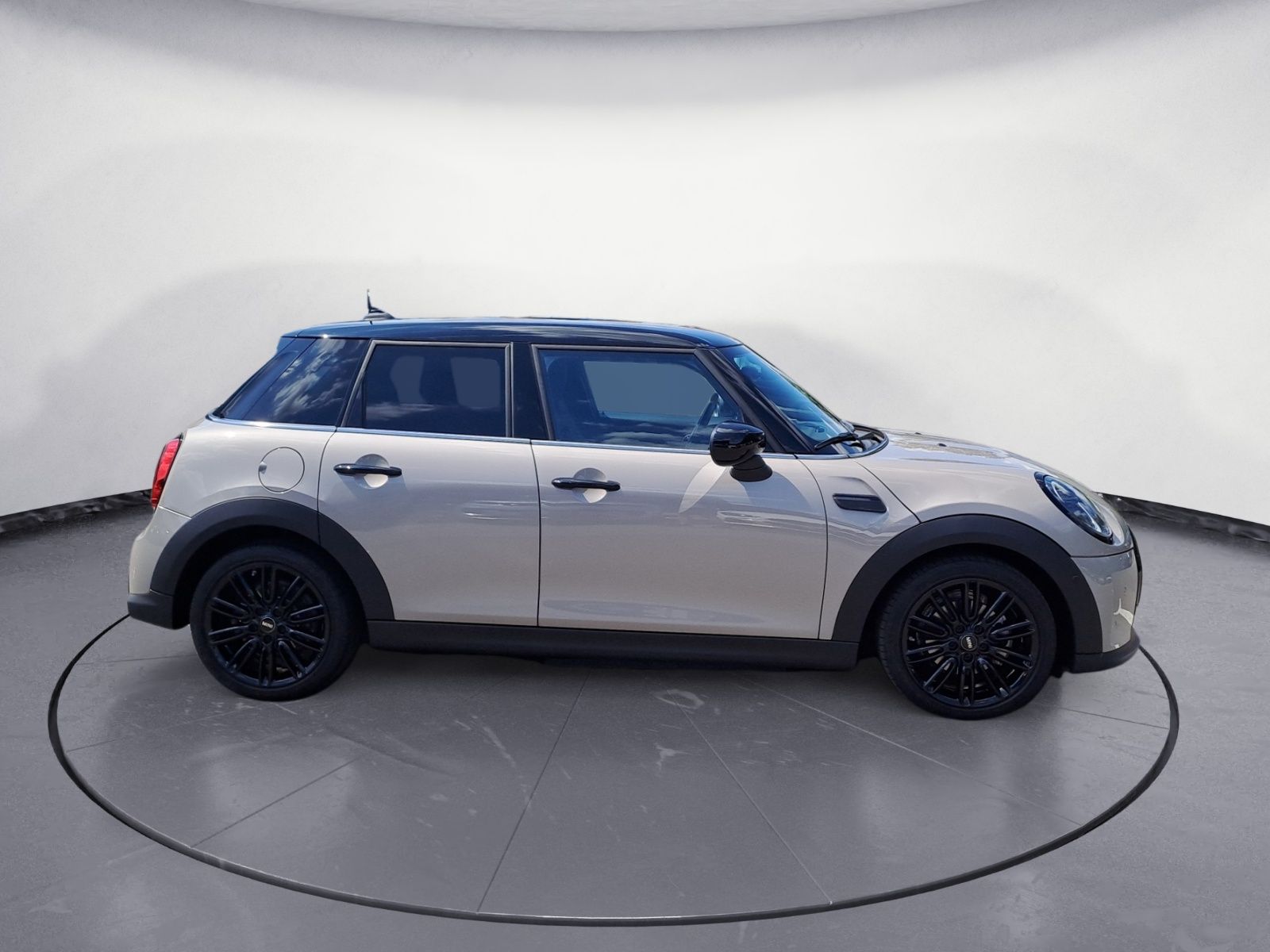MINI Cooper Classic - Samsaru's Car Outlet