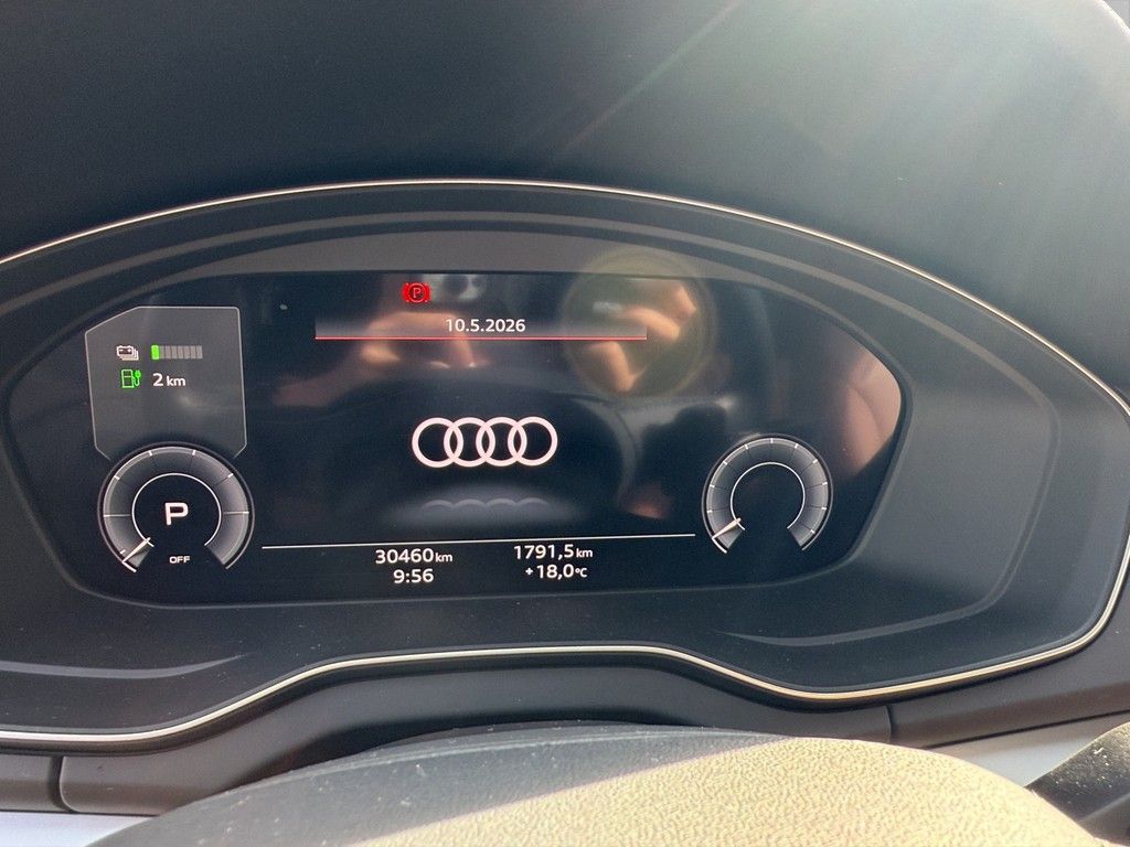 Audi Q5 S-Line 55TFSIe Quattro S-Tr. Pano AHK Leder
