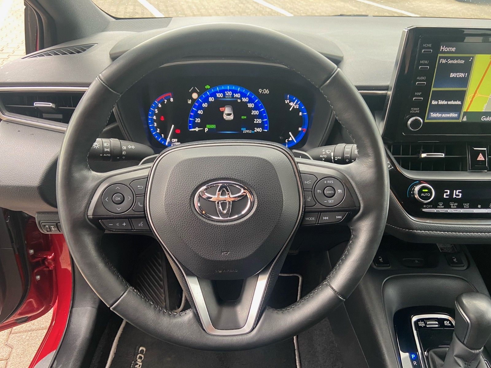 Toyota Corolla 2.0 Hybrid - Samsaru's Car Outlet