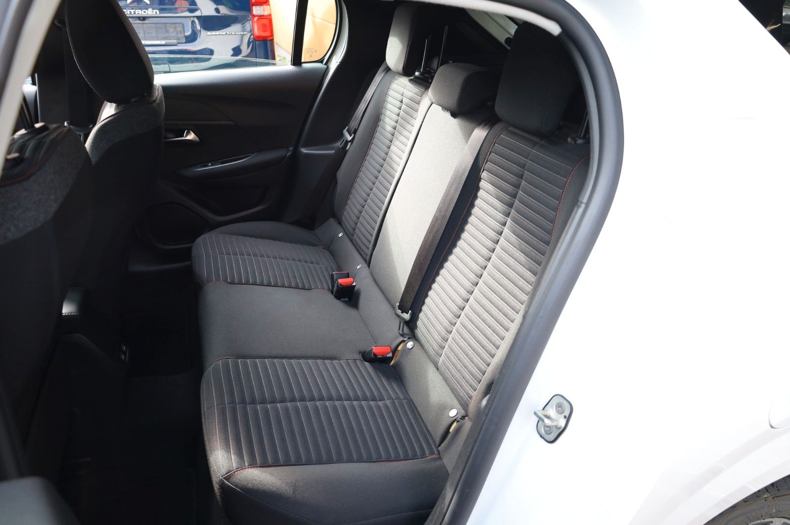 Peugeot 208 Active Pack - Samsaru's Car Outlet