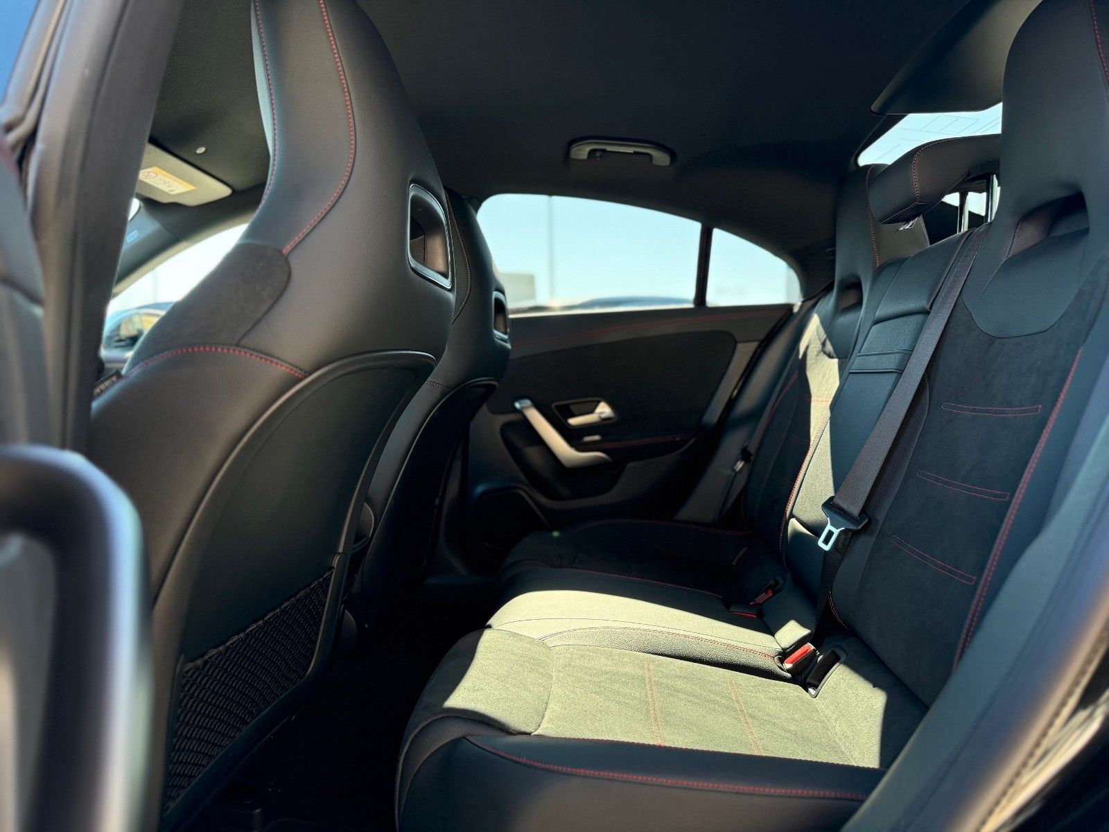 Mercedes-Benz CLA 200 AMG-Line - Samsaru's Car Outlet