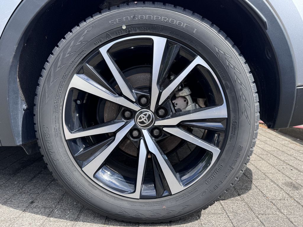 Toyota C-HR 1.8 Hybrid FWD Team Deutschland