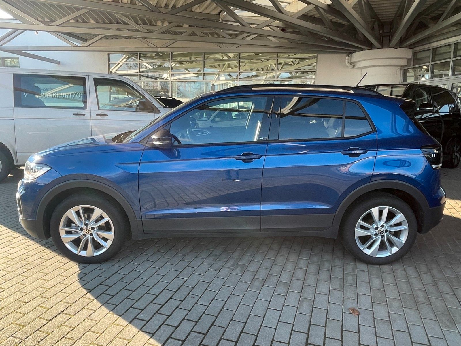 Volkswagen T-Cross 1.0 TSI MOVE - Samsaru's Car Outlet