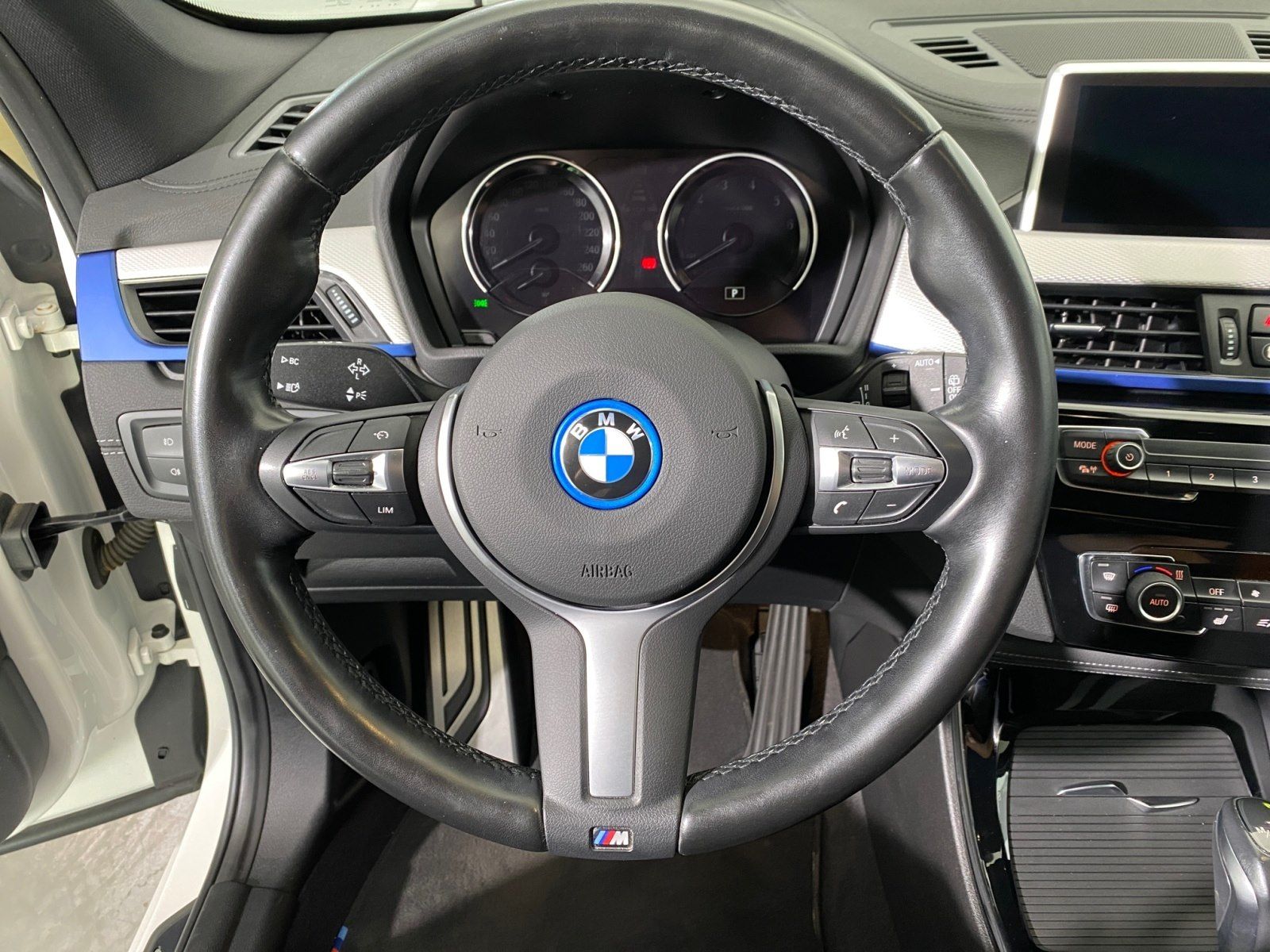 BMW X1 xDrive25e M Sport - Samsaru's Car Outlet