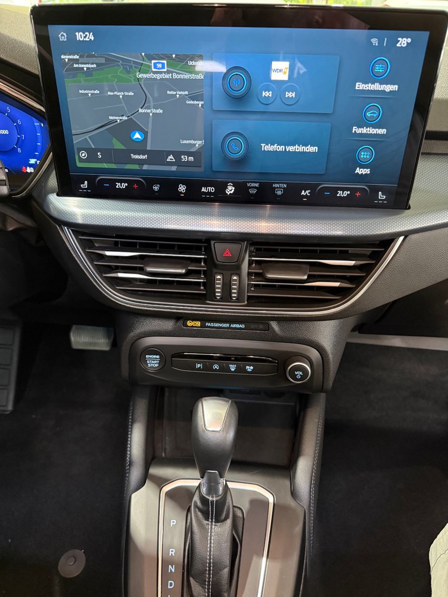 Ford Focus Tur 1.0i ActiveX Matrix LED Pano AHK ACC