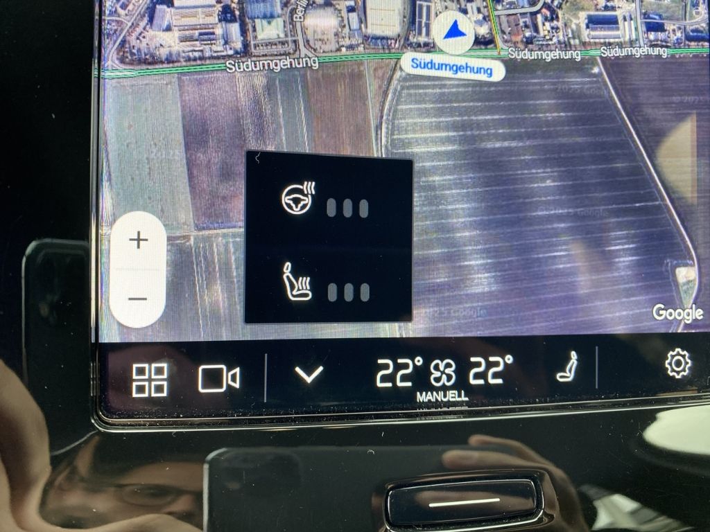 Volvo XC40 Plus Recharge Pure Electric StandHZG AHK Di