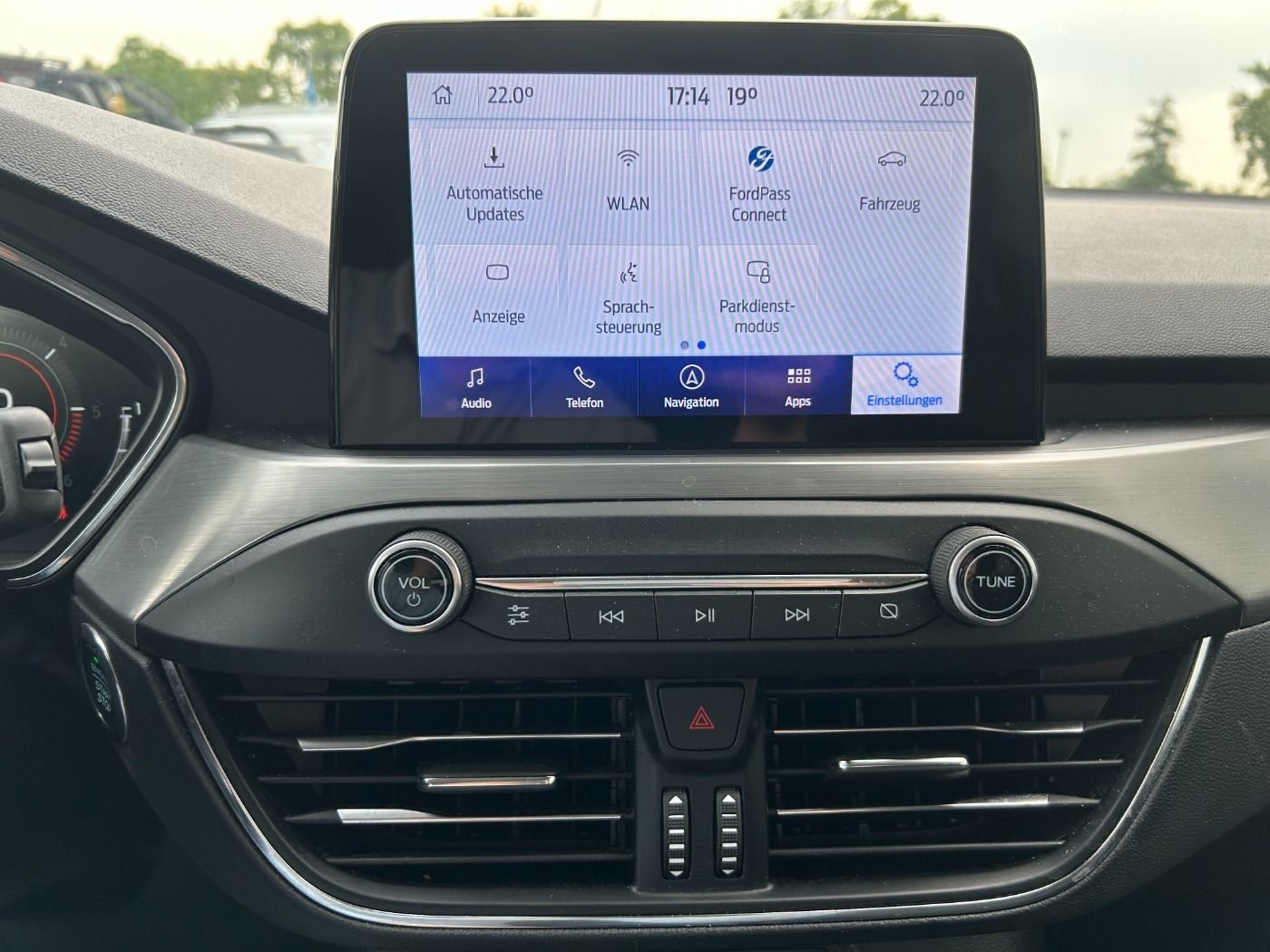 Ford Focus Turnier 1.5 EcoBlue Titanium X - Samsaru's Car Outlet