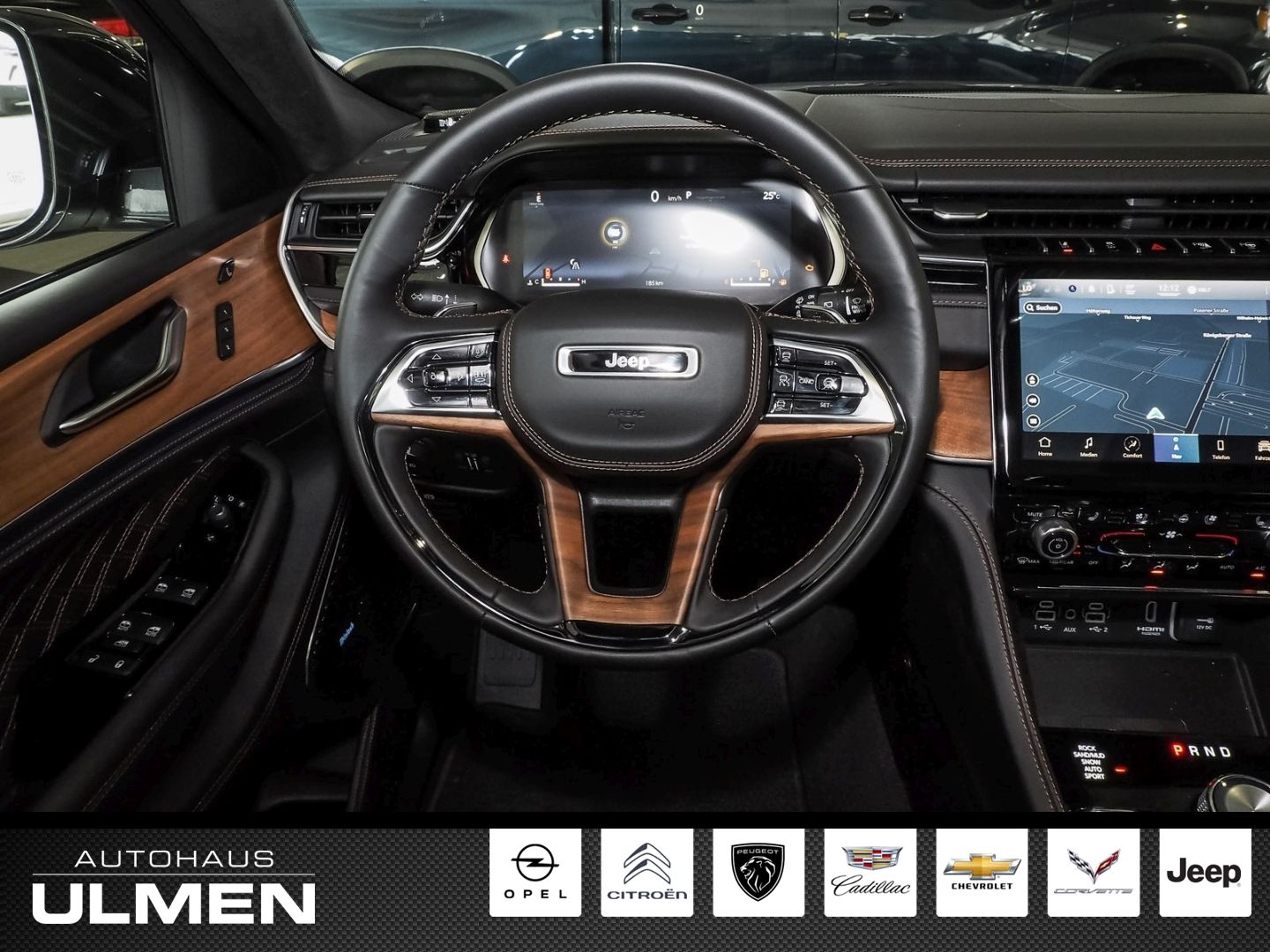 Jeep Grand Cherokee 5.7 V8 Summit Reserve Luftfahrwer