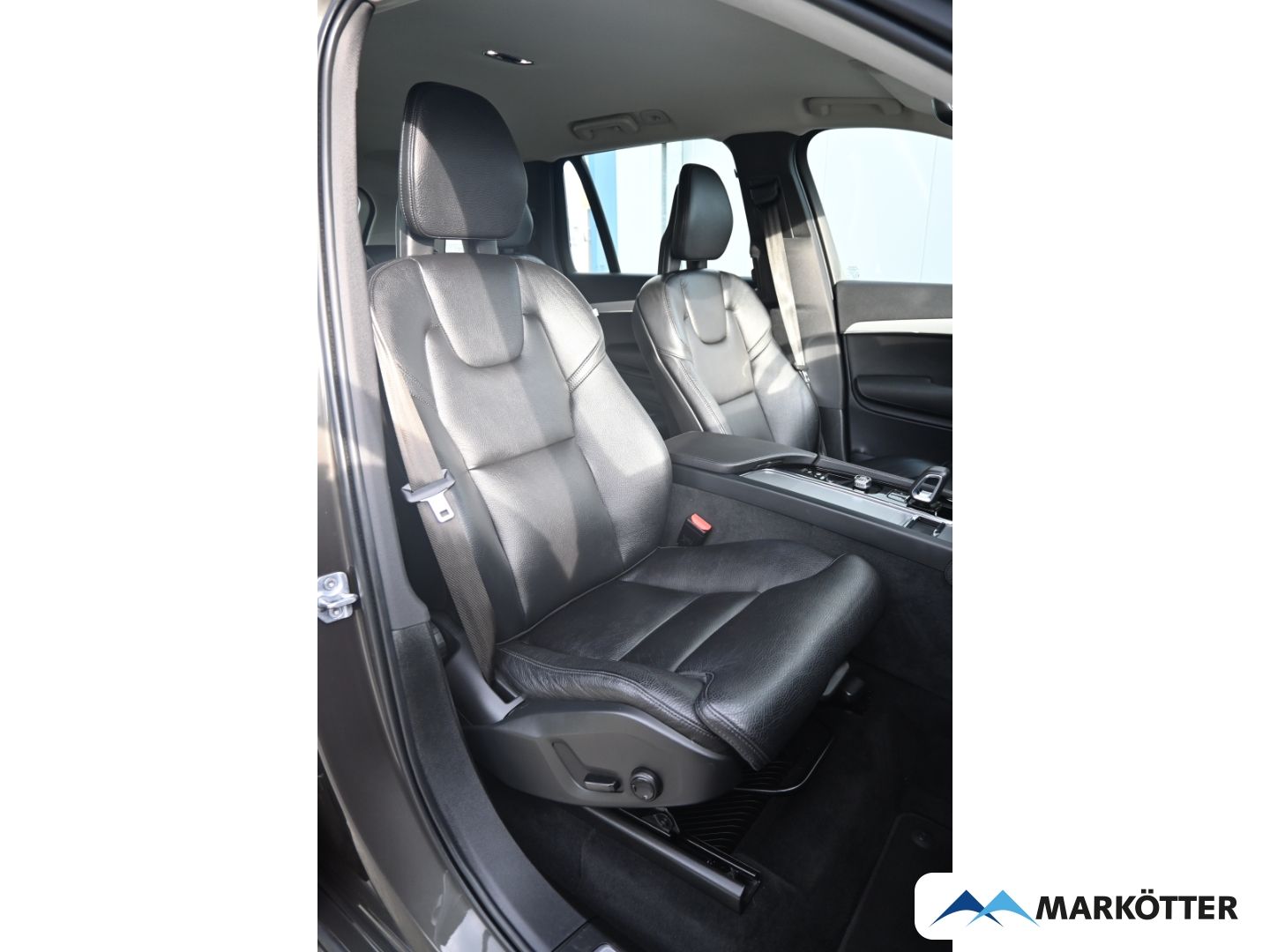 Volvo XC90 B5 AWD Momentum Pro/AHK/ACC/H&K/LenkradH/20