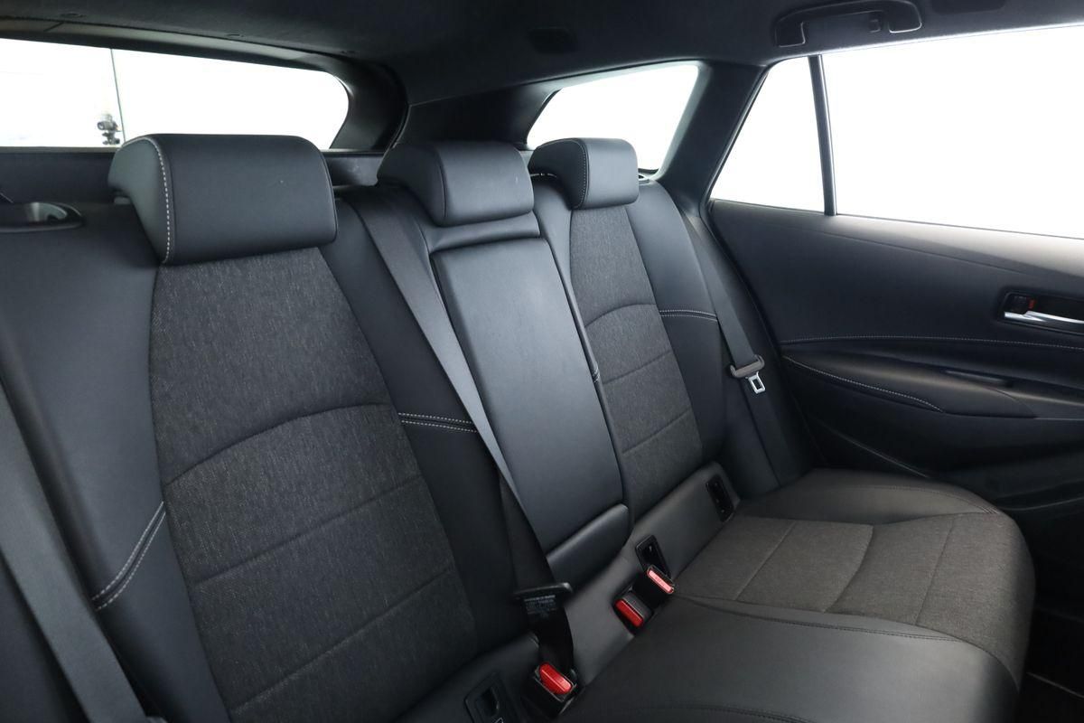 Toyota Corolla Touring Sports 2.0 CVT Team D Navi Kam