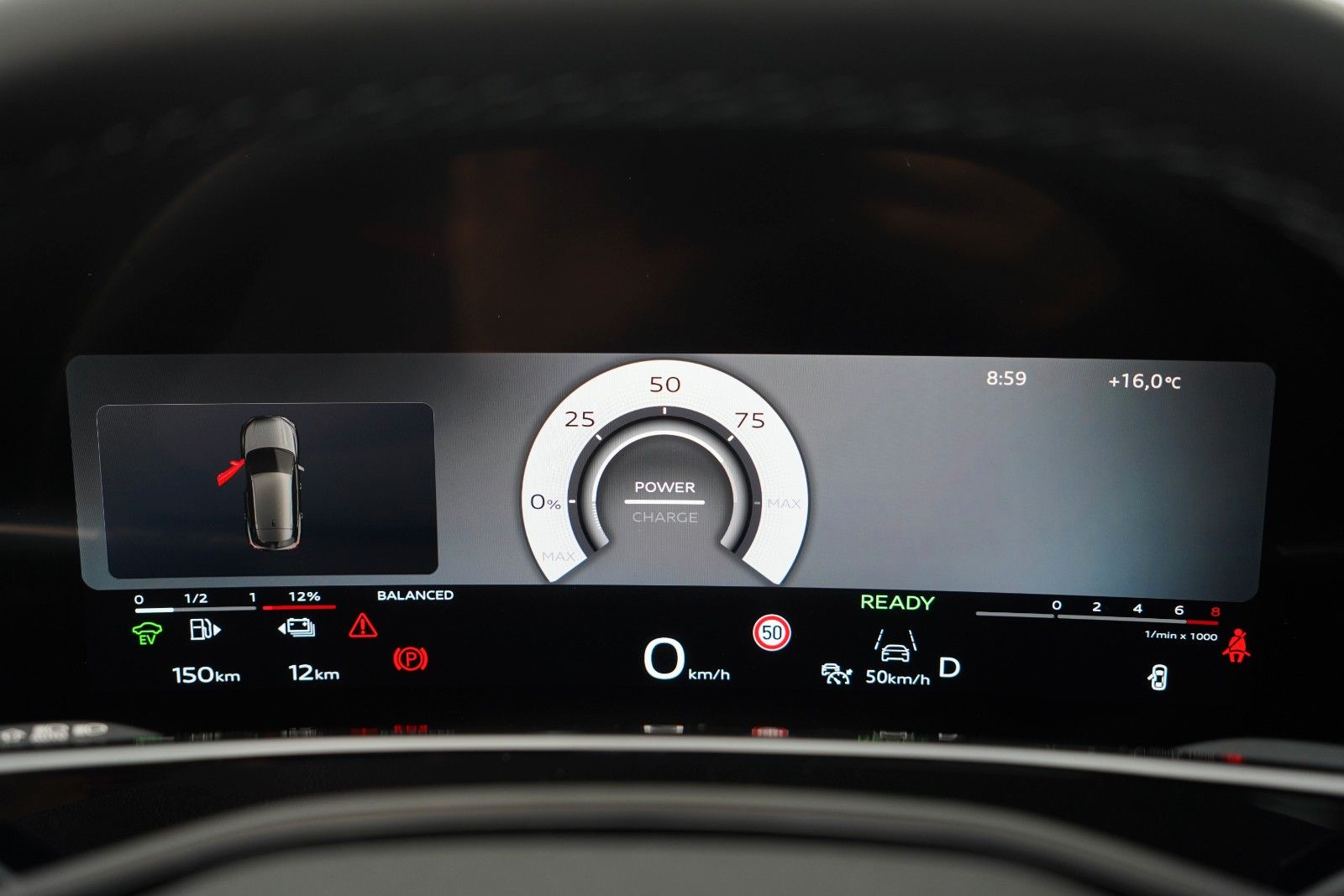 Audi Q3 SUV e-hybrid AHK S-LINE PANO TECH PRO MATRIX