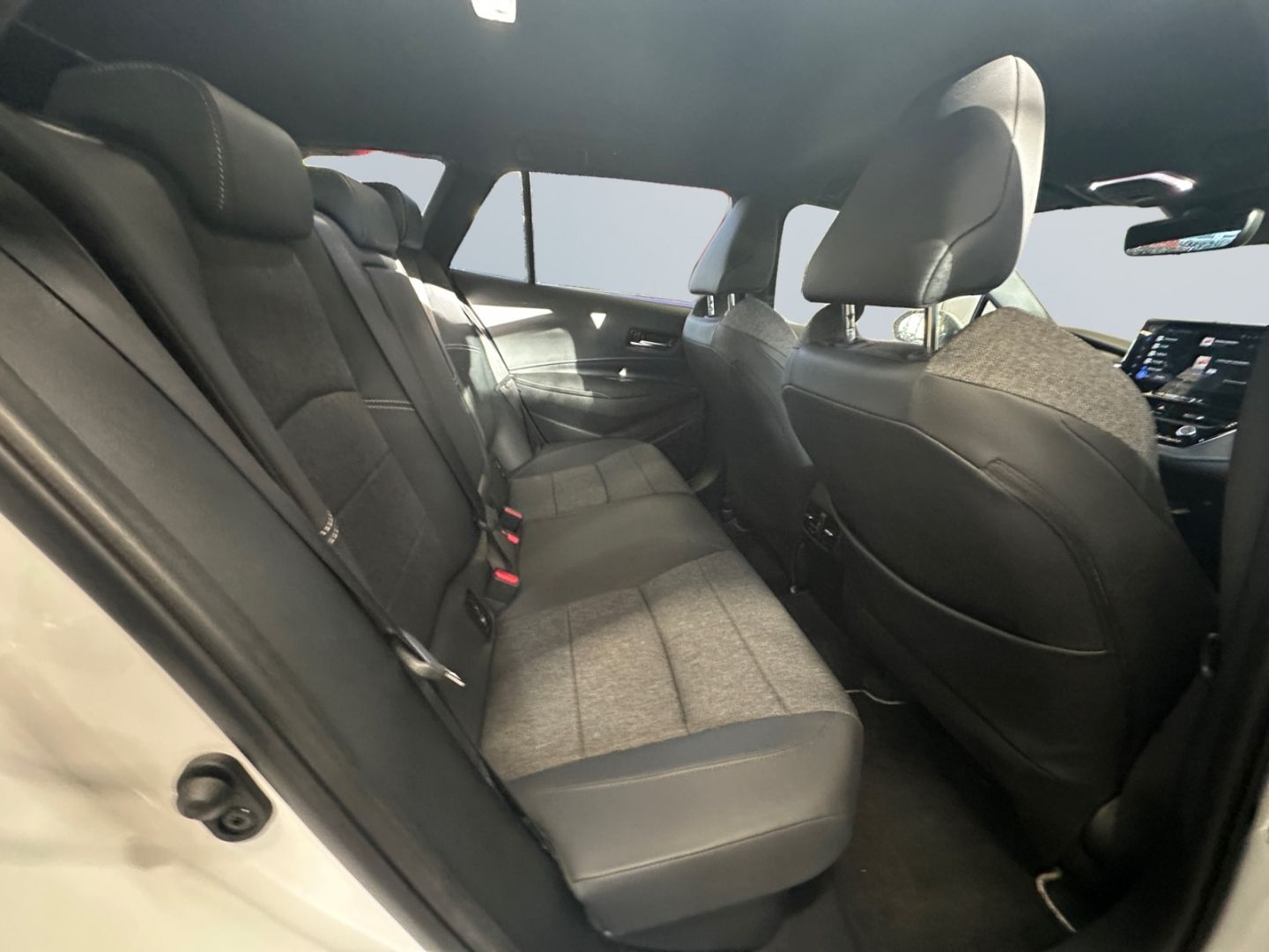 Toyota Corolla 1.8 Hybrid TS Team D *Bi-LED*ACC*CAM*SHZ