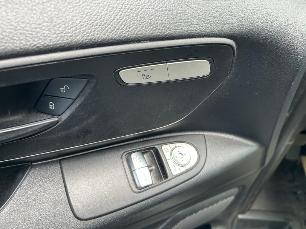 Mercedes-Benz eVito 111 Kasten Lang - Samsaru's Car Outlet