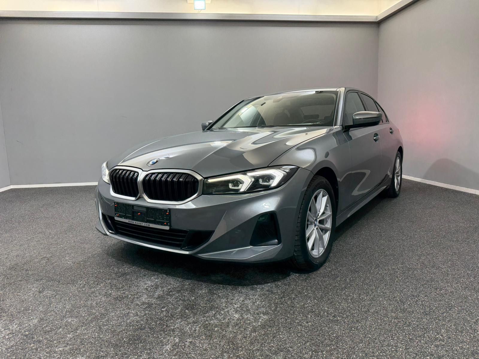 BMW 320d Limo xDrive Shadow-Line AHK*LED*WIDE*U-FREI