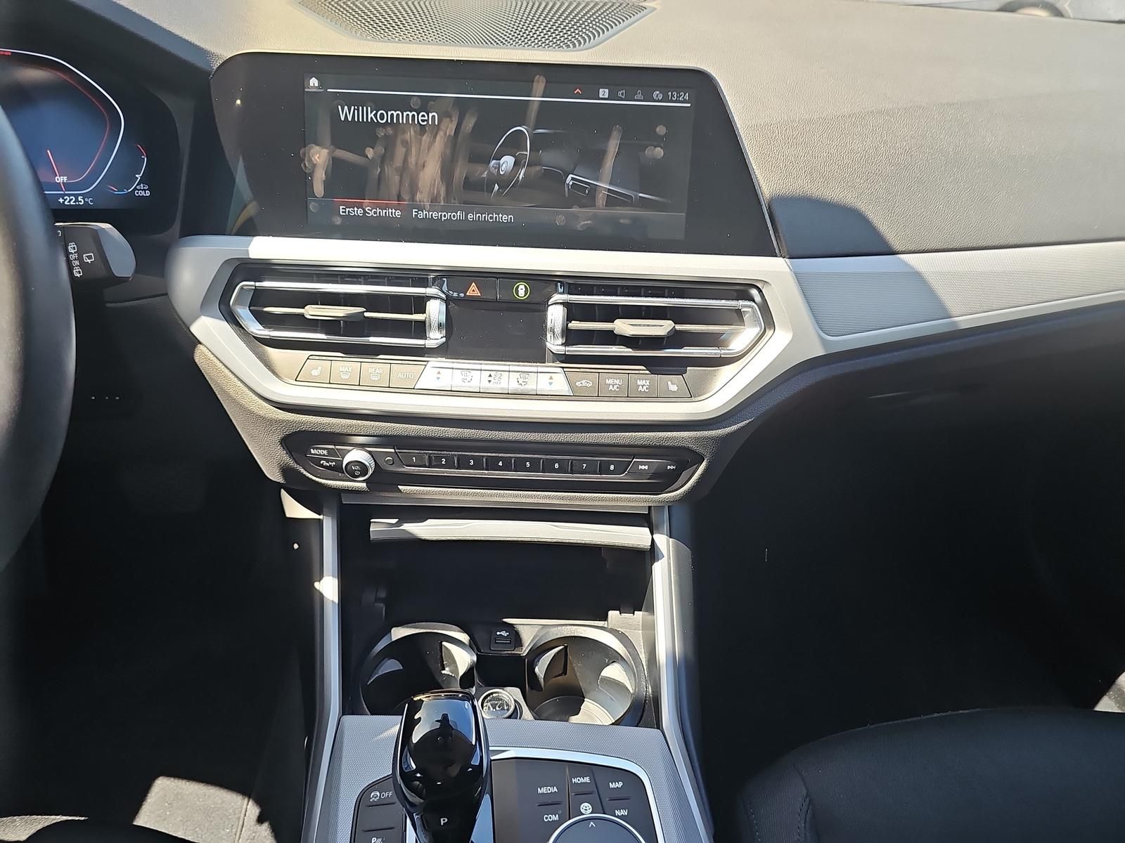 BMW 320d xDrive Touring Advantage - Samsaru's Car Outlet