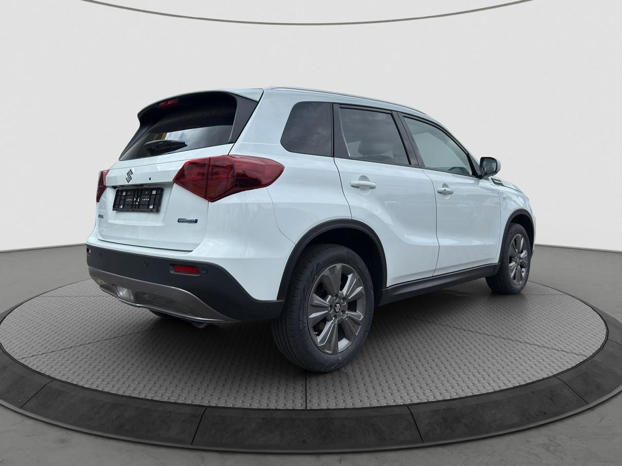 Suzuki Vitara 1.4 Mild-Hybrid GL 4x4 - Samsaru's Car Outlet