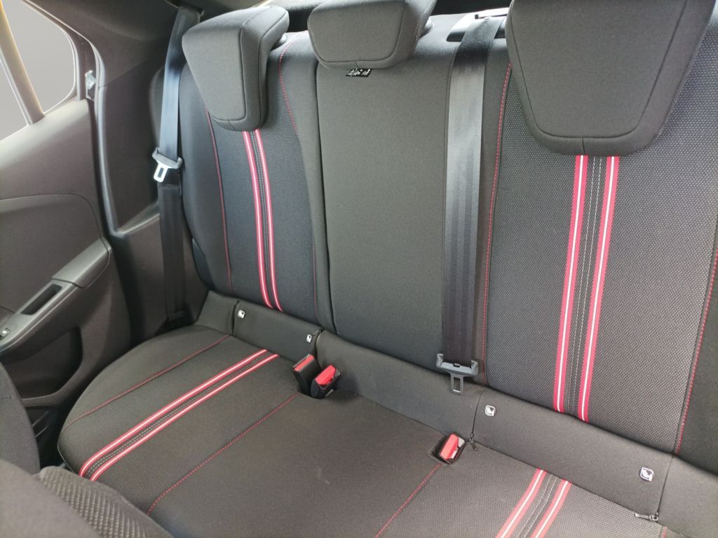 Opel Corsa GS Line - Samsaru's Car Outlet