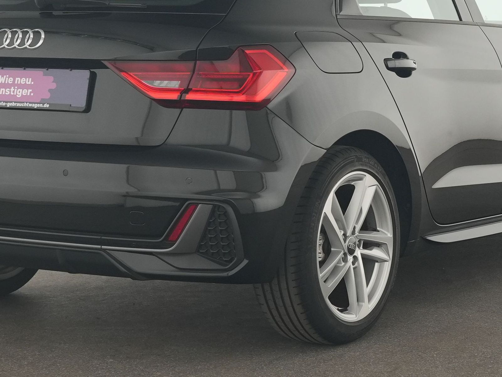 Audi A1 S-Line - Samsaru's Car Outlet