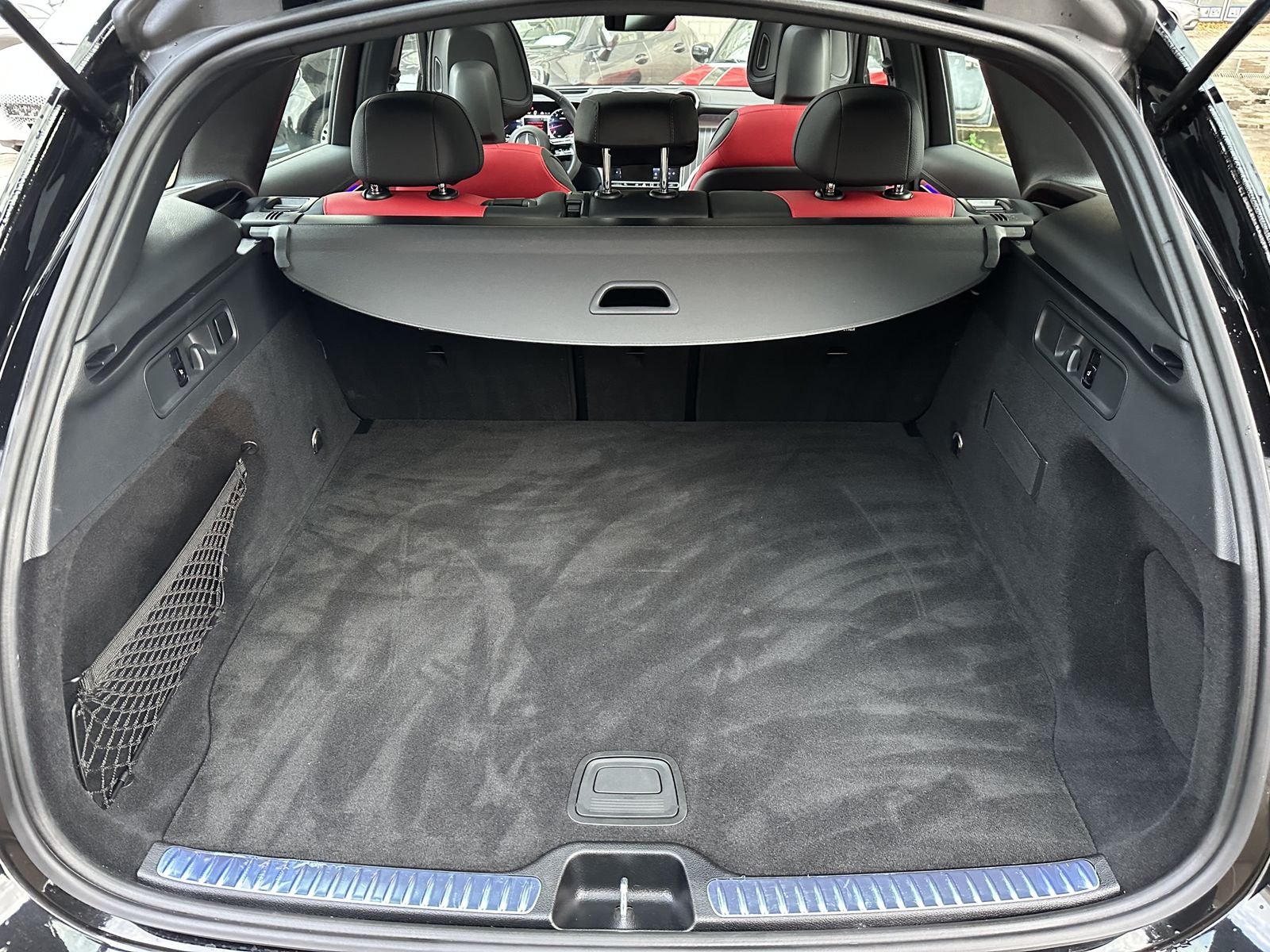 Mercedes-Benz GLC 300 4Matic 9G-TRONIC AMG Line Advanced